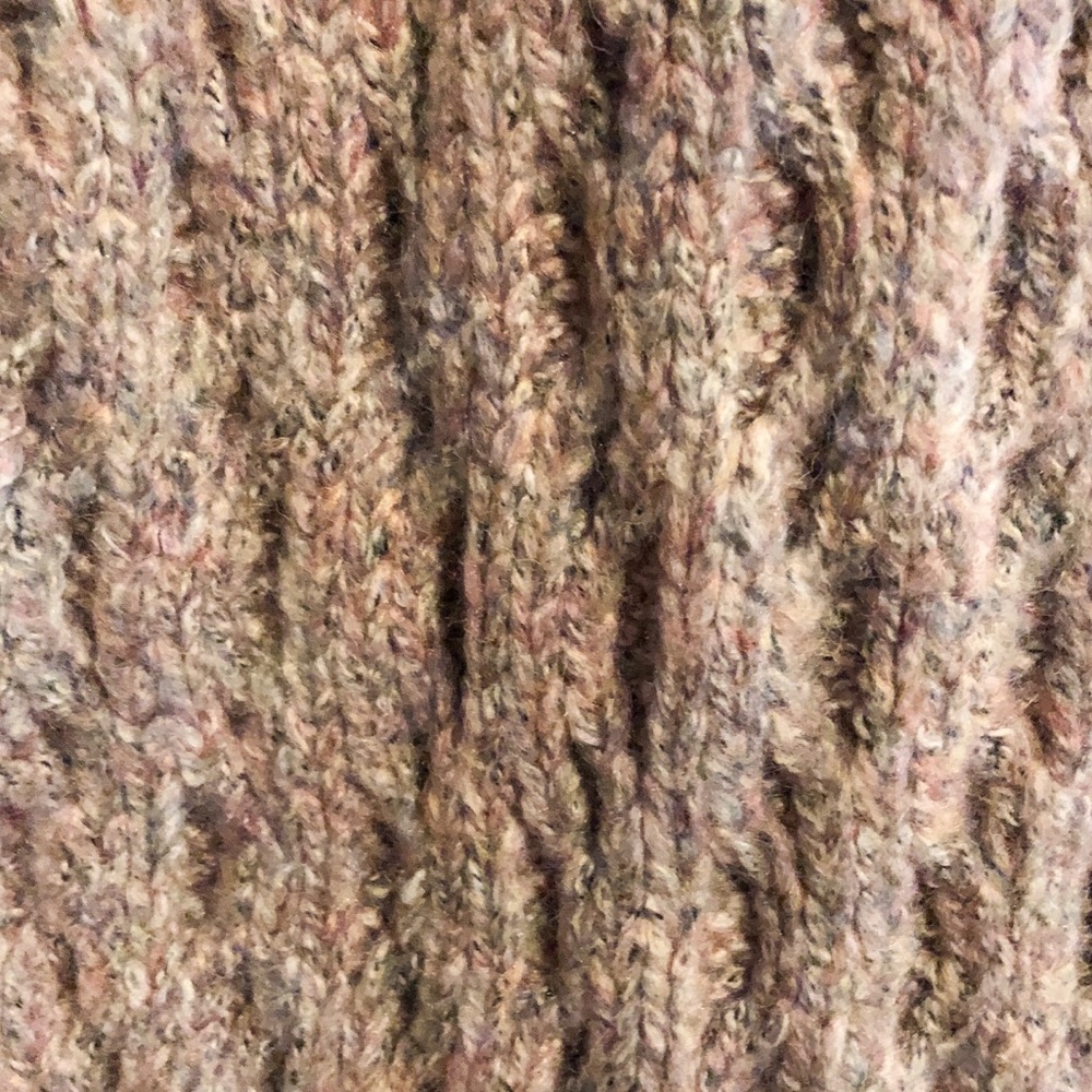 Urban Outfitters Winter Scarf - Picture 3 of 4